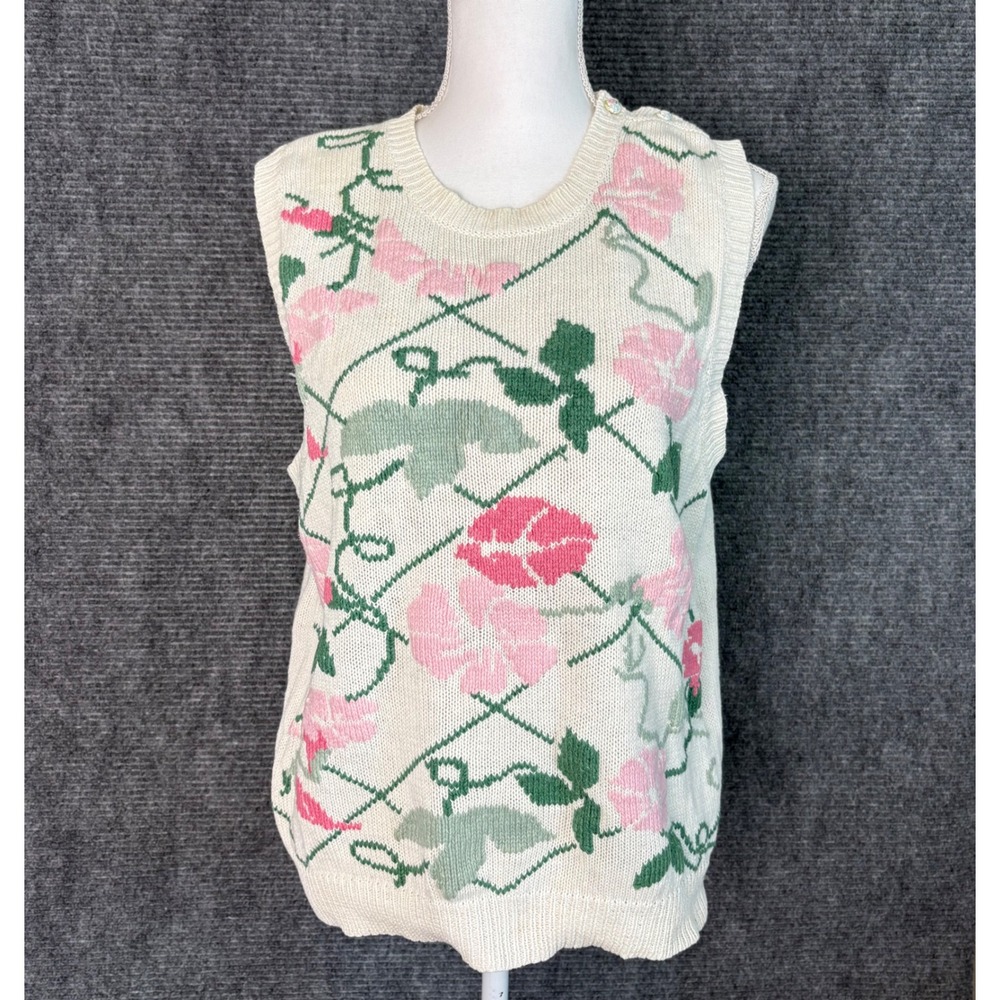 VNTG The Eagles Eye Floral Knit Sweater Vest Cottagecore Coquette Grandma Chic